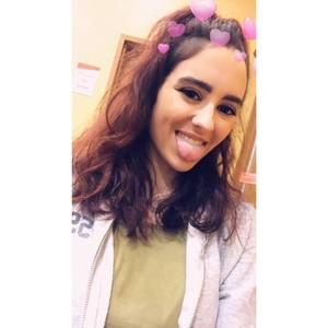 Meet your fellow Posher, Samantha!